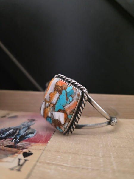 AUGUSTINE LARGO SQUARE MIXED STONE CUFF