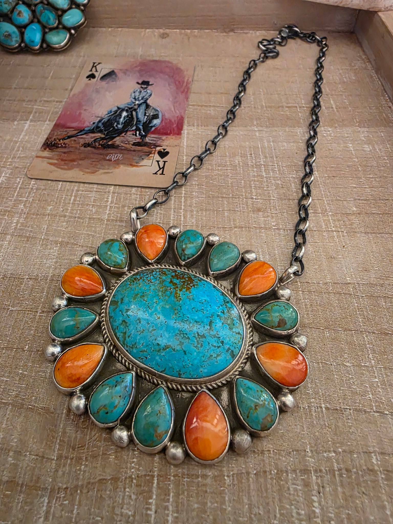 GERALDINE JAMES KINGMAN TURQUOISE AND SPINY OYSTER CLUSTER NECKLACE