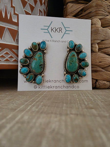 GERALDINE JAMES KINGMAN TURQUOISE HALF CIRCLE CLUSTER STUD EARRINGS