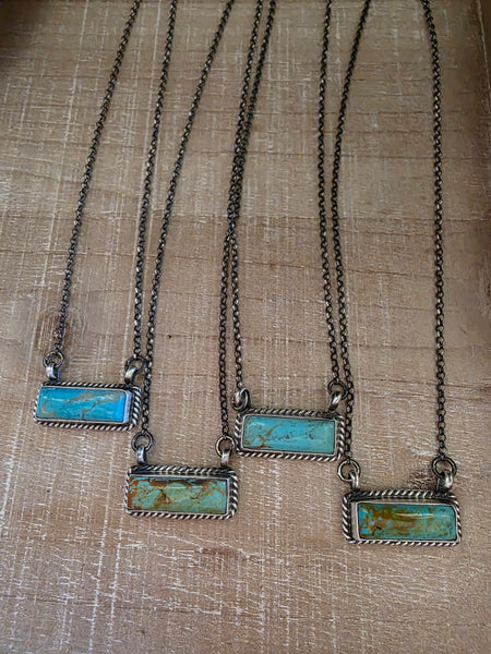 THE DIXON LITTLE TURQUOISE BAR NECKLACE