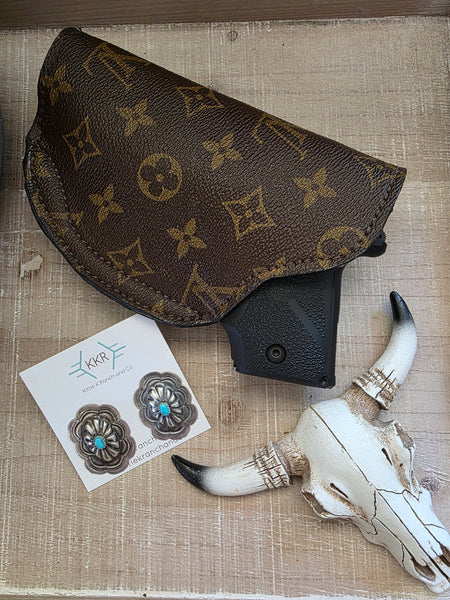 LAVINA BENALLY STERLING SILVER KINGMAN TURQUOISE OVAL CONCHO STUDS