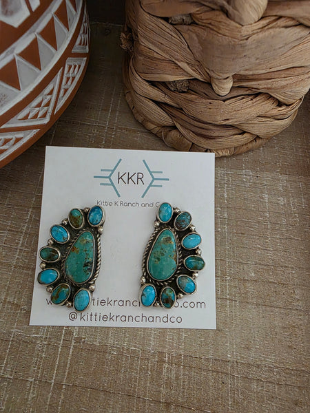 GERALDINE JAMES KINGMAN TURQUOISE HALF CIRCLE CLUSTER STUD EARRINGS