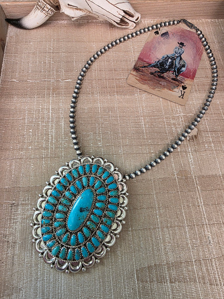 JUSPERT WILSON XL OVAL PENDANT PIN