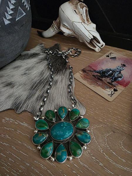 GERALDINE JAMES KINGMAN TURQUOISE CLUSTER NECKLACE