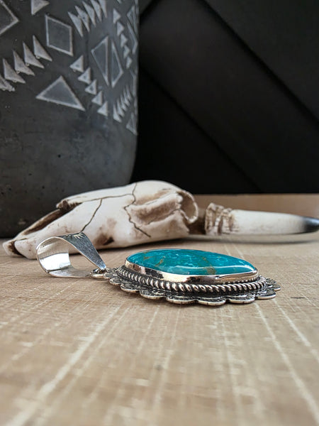 JUNIOR BEGAY SONORAN GOLD TURQUOISE PENDANT