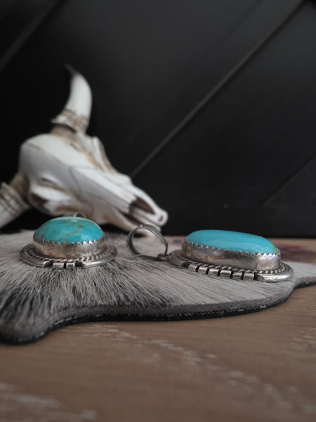 FREDA MARTINEZ KINGMAN TURQUOISE PENDANT