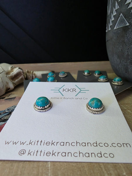 ESTHER WHITE TURQUOISE STONE STUD EARRINGS