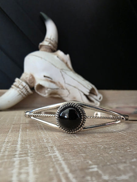 ESTHER WHITE NAVAJO CUFF