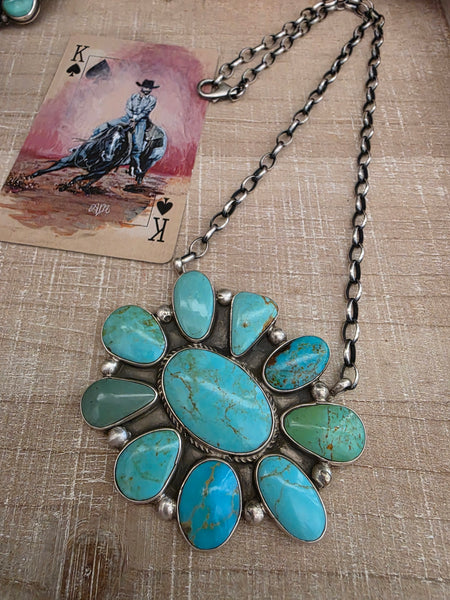 GERALDINE JAMES KINGMAN TURQUOISE CLUSTER NECKLACE