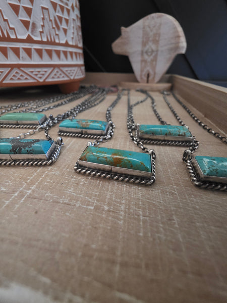 THE C BELONE LARGE KINGMAN TUQUOISE BAR NECKLACE