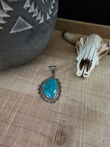 JUNIOR BEGAY SONORAN GOLD TURQUOISE PENDANT