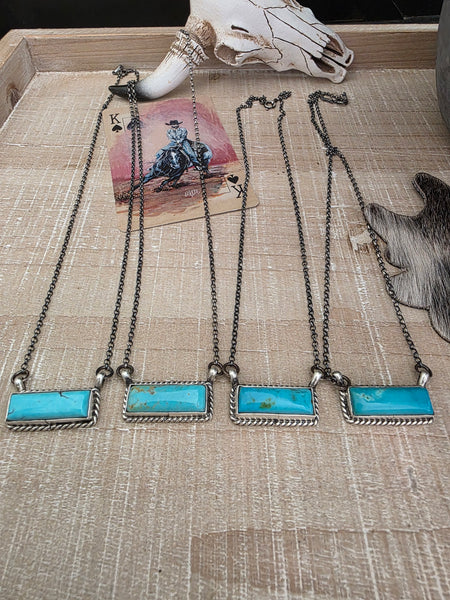 THE C BELONE LITTLE KINGMAN TUQUOISE BAR NECKLACE
