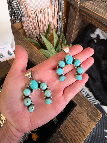 AUGUSTINE LARGO KINGMAN TURQUOISE NAJA PENDANT