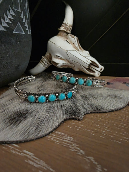 THE KINGMAN TURQUOISE FIVE STONE CUFF