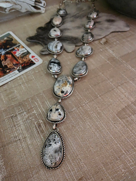 RANDY BILLY WHITE BUFFALO LARIAT NECKLACE