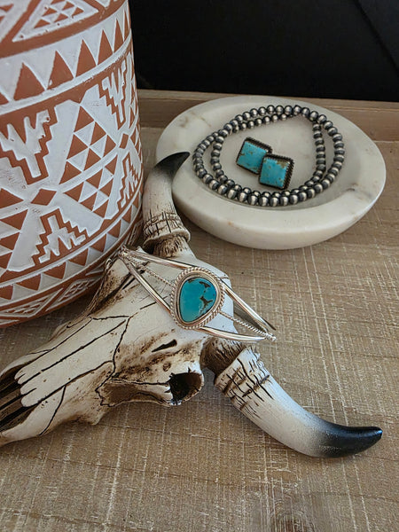 PEGGY SKEETS TURQUOISE CUFF