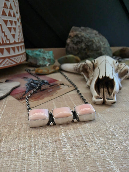 DONOVAN SKEETS THREE SQUARE STONE PINK CONCH SHELL BAR NECKLACE