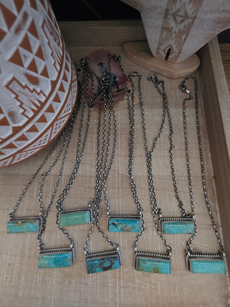 THE C BELONE LARGE KINGMAN TUQUOISE BAR NECKLACE