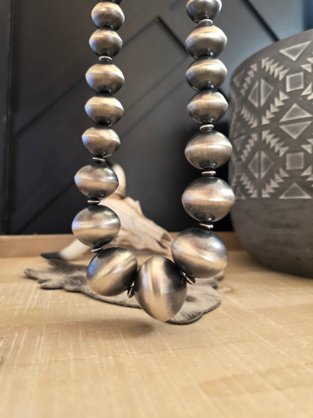 TONISHA HALEY STERLING SILVER GRADUATED HANDMADE NAVAJO PEARLS