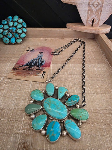 GERALDINE JAMES KINGMAN TURQUOISE CLUSTER NECKLACE