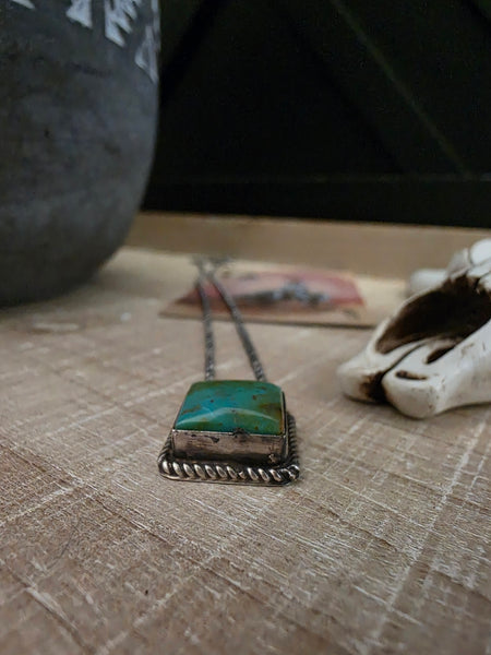 THE DIXON LITTLE TURQUOISE SQUARE NECKLACE