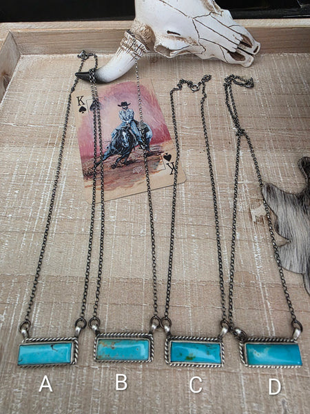 THE C BELONE LITTLE KINGMAN TUQUOISE BAR NECKLACE