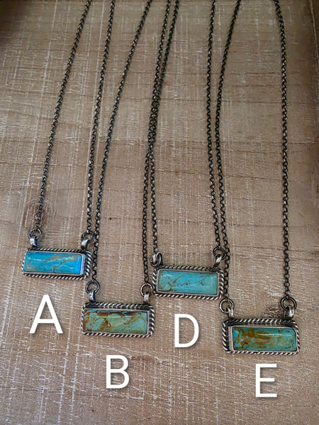 THE DIXON LITTLE TURQUOISE BAR NECKLACE