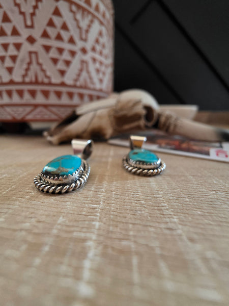 JADERRA FRANK TURQUOISE PENDANT
