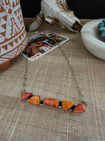 RITA DAWES SPINY OYSTER BAR NECKLACE