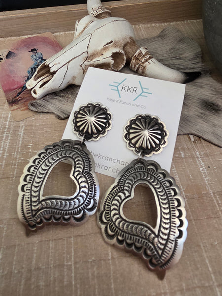 LEANDER TAHE STERLING SILVER HEART EARRINGS