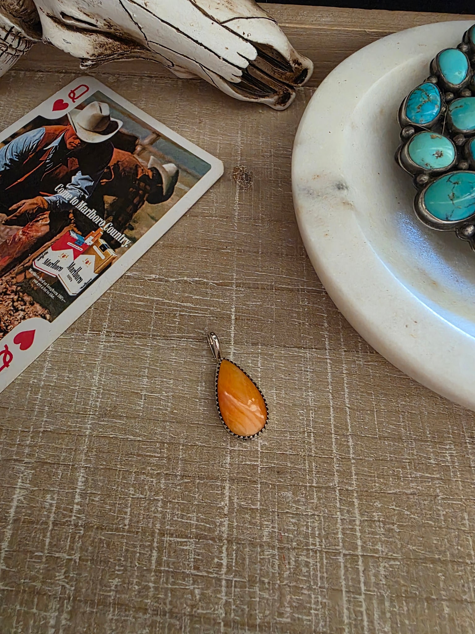 JAMISON KEE SPINY OYSTER TEARDROP PENDANT