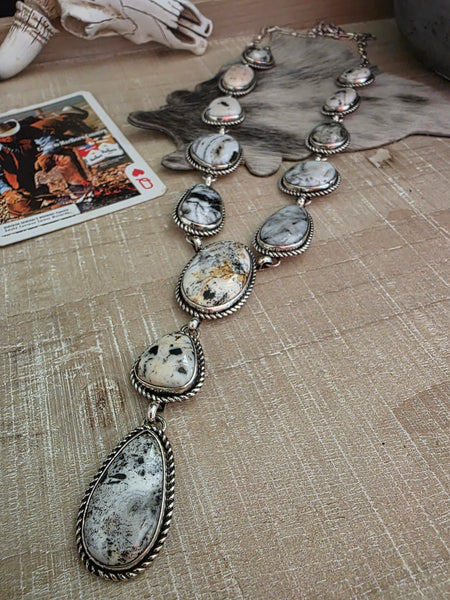 RANDY BILLY WHITE BUFFALO LARIAT NECKLACE