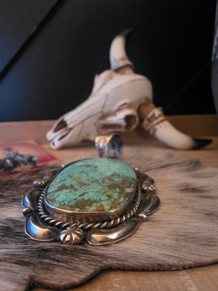 JEFF JAMES LARGE #8 TURQUOISE PENDANT