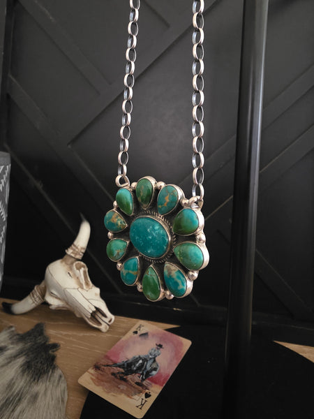 GERALDINE JAMES KINGMAN TURQUOISE CLUSTER NECKLACE