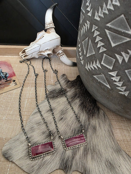 THE C BELONE LITTLE PURPLE SPINY OYSTER BAR NECKLACE