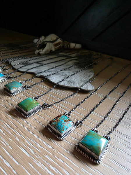 THE DIXON LITTLE TURQUOISE SQUARE NECKLACE