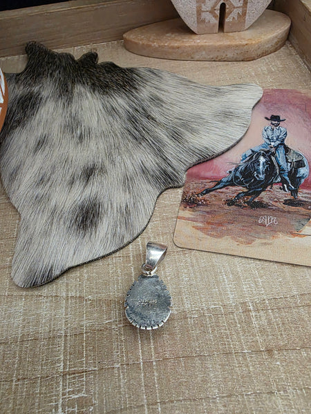 PEGGY SKEETS SPINY OYSTER PENDANT