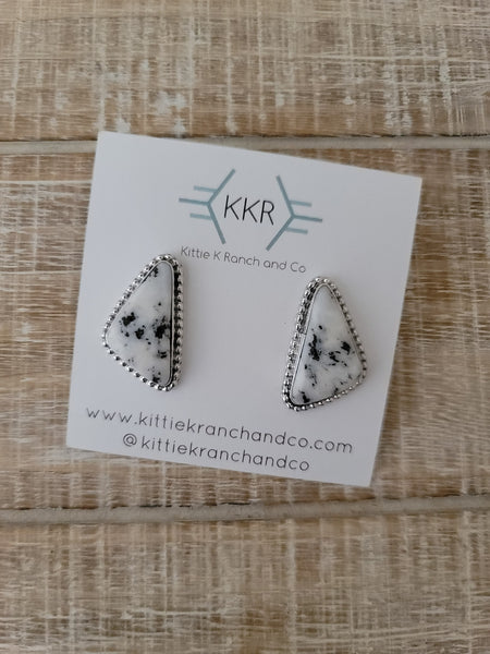 THE WHITE BUFFALO TURQUOISE PUNCHY STUDS