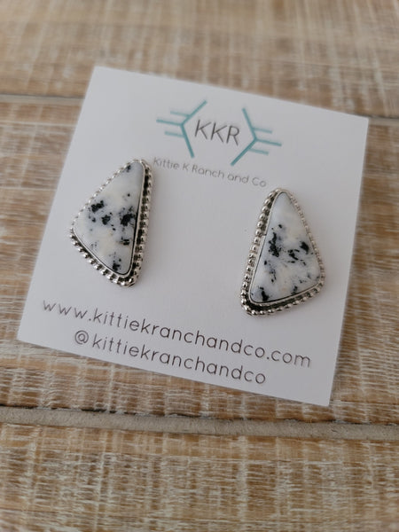 THE WHITE BUFFALO TURQUOISE PUNCHY STUDS