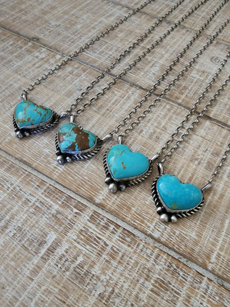 ELOUISE KEE NAVAJO KINGMAN TURQUOISE HEART NECKLACE