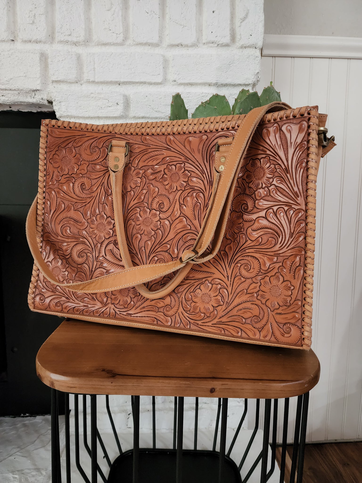 TOOLED LEATHER LAPTOP BAG