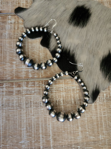 THE NAVAJO PEARL HOOP