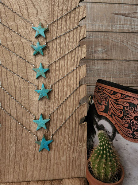 DONOVAN SKEETS KINGMAN TURQUOISE STAR NECKLACE
