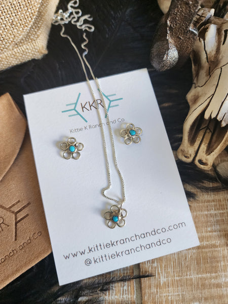 BOWANNIE TURQUOISE FLOWER SET