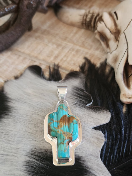 THE TURQUOISE CACTUS PENDANT