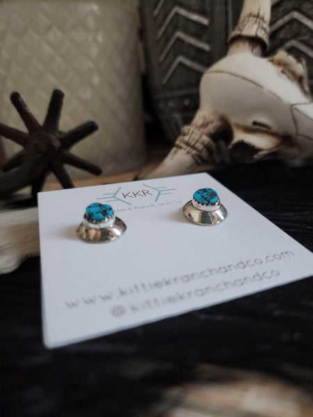 ERNEST HAWTHORNE TURQUOISE BUTTON EARRINGS